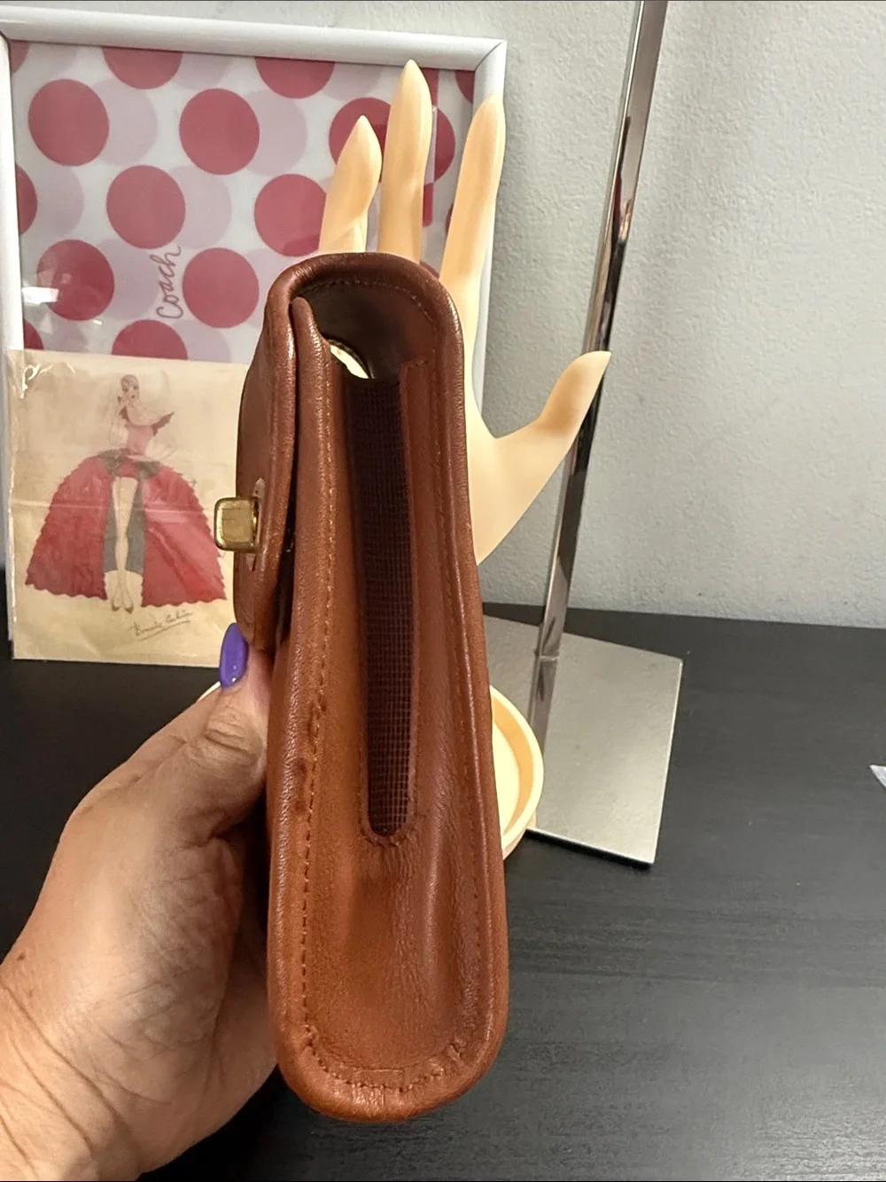 Coach Rare Vintage British Tan Turn-Lock Case